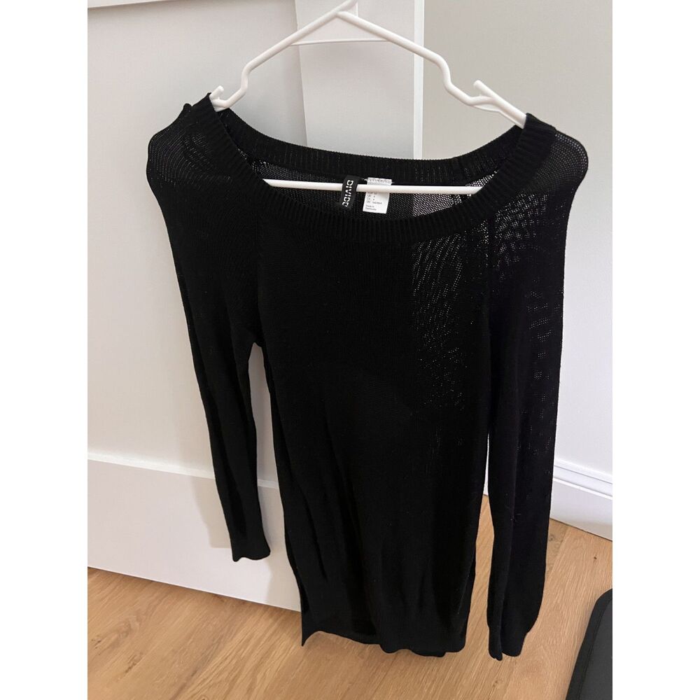 Women's Vintage Y2K Goth H&M (Divided) Black Cutout Pullover Sweater Size 4